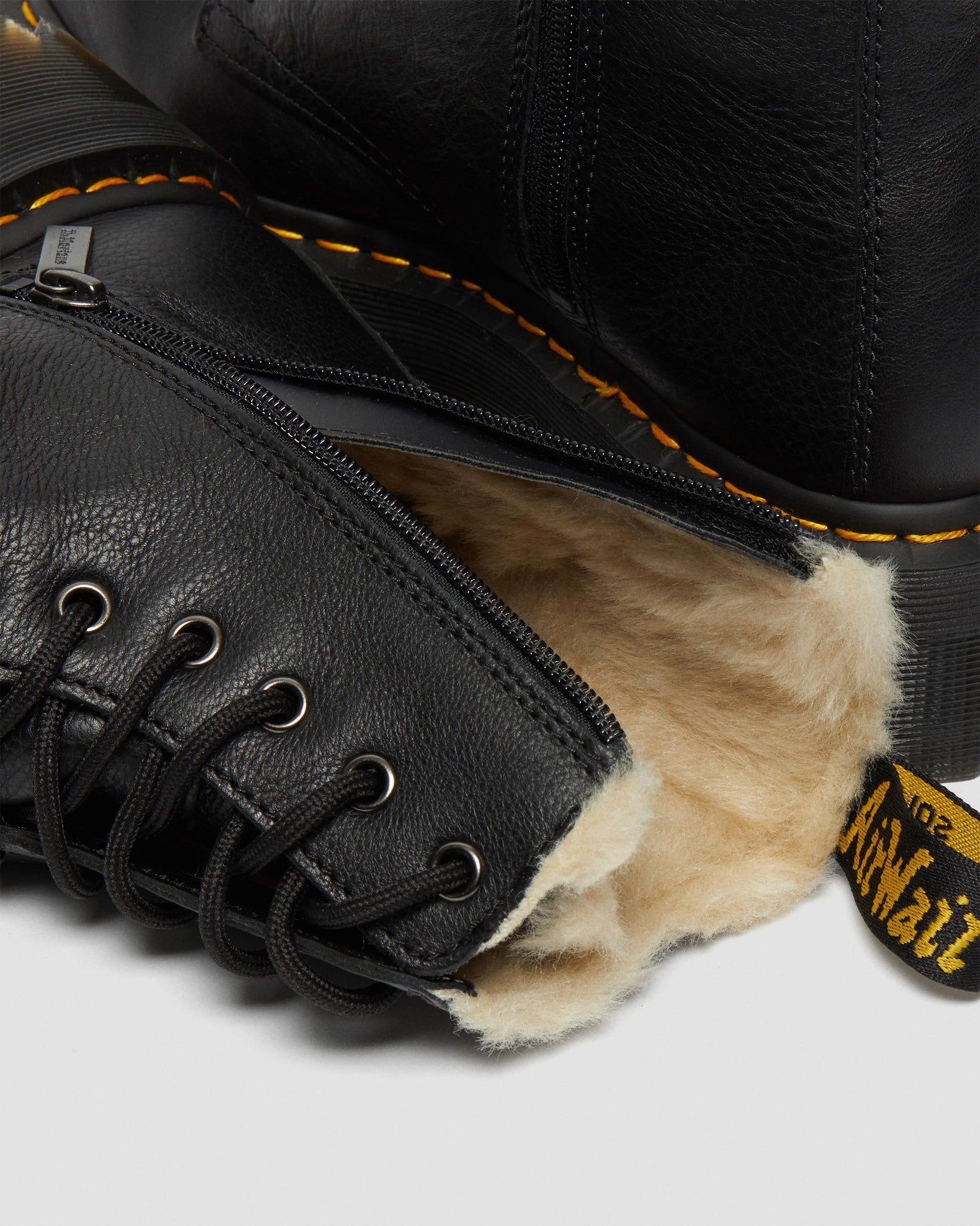 Bottes Jadon à plateforme en cuir Pisa souple avec doublure en fausse fourrure