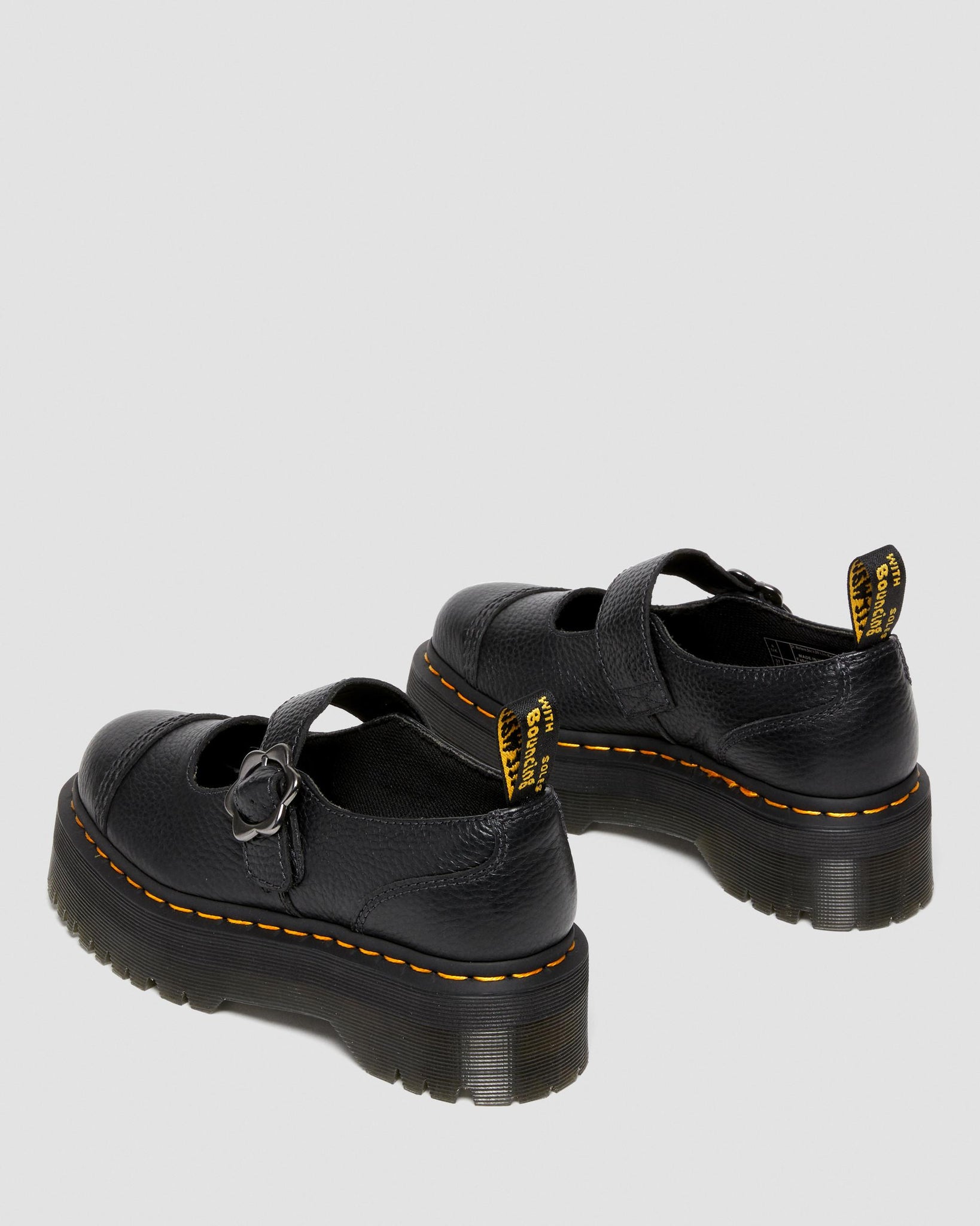Chaussures à plateforme Addina en cuir avec boucle en forme de fleur