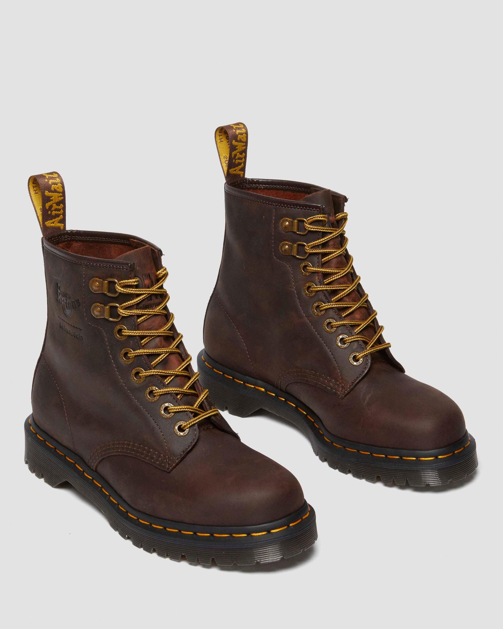 Dr. Martens x thisisneverthat – 1460 en Cuir Pleine Fleur Ciré
